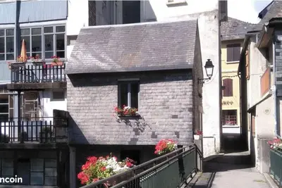 Image de la \"Cabaneste\" dans le centre de Arreau