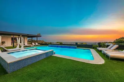 Image de The Beverly Hills City View Villa