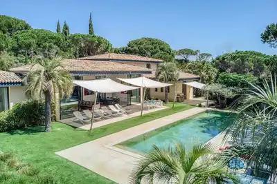Image de Villa Tinky Résumé:<br>L