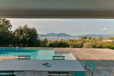 Image de Villa 4 chambres, piscine, vue mer