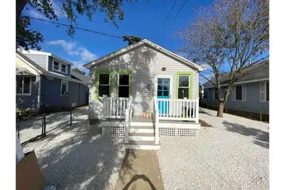 Image de Coral Reef is pet friendly and close to the water
