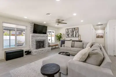 Image de Fire Pit, Private Pool & Spa: Home in Scottsdale!
