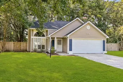 Image de Paramour: huge yard home with ground floor bedroom 25 min to Charleston