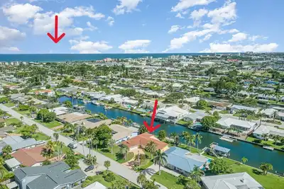Image de Waters Edge Retreat - 3b/2b Private Home on Water with Dock
