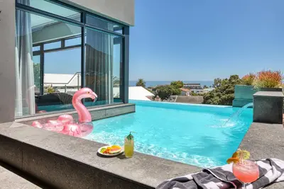 Vista del Mare - Camps Bay