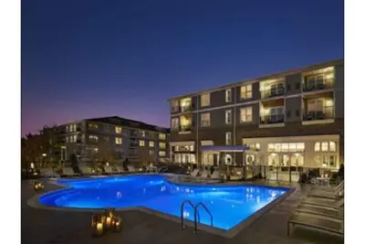 Image de 2-Bedroom Apartment - 7-day min. - Background check\/Lease Required