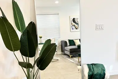 Image de Cute & Comfy 5 Bedroom Phx Oasis