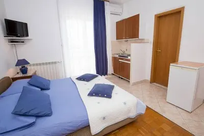 Image de Appartement Studio dans Duće avec vue mer, Balcon, Climatisation, Wifi (5146-2)