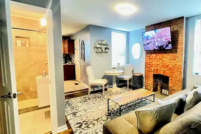 Image de *Perfect Locale* Mins to all Attractions+Free Park