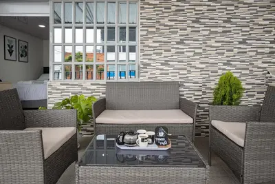 Image de Loft with private terrace - 10 mins Airport & Embassy