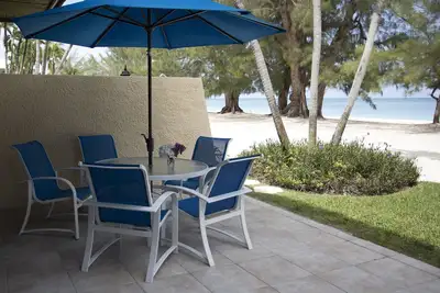 Image de Beachfront Luxury Escape – Ground Floor – 3 Br\/3 Bath - The Islands Club