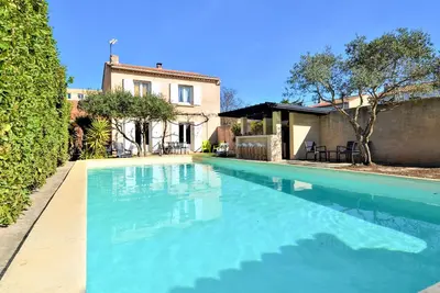 Superbe maison de 3 chambres à Sorgues