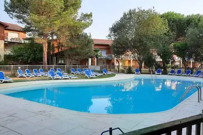 Image de Résidence Amarine. Appartement avec terrasse et piscine collective chauffée