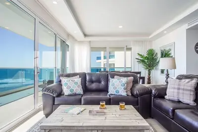 Image de Delightful 2 bedroom condo Encantame Towers Verano 505