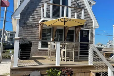 Image de Waterfront Cottage! On Skip's Dock, Jerusalem Ri!