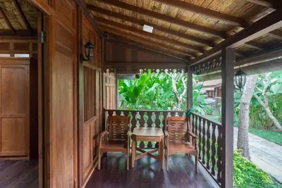 Image de Classicly Wooden House At Seminyak