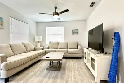 Image de MySunsetView 05 UnitW 2bed2bath+Pool 3min to Beach