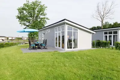 Image de ✓ Rialto at Park Westerkogge ✓ Holiday home for 5 people ✓ Located in Berkhout (North Holland) ✓ Waterfront holiday resort ✓ Book directly at the resort