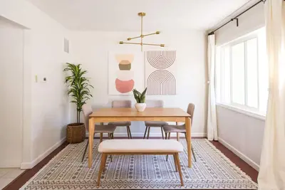 Image de The Laurel Pad -12-Min From Sfo, Tastefully Designed, Work Station