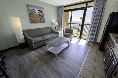Image de Beautiful Beach Cove Resort|Sunny 1br|Pools|Views!