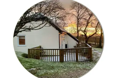 Image de Relax & unwind in comfort in our beautiful pet friendly little cottage