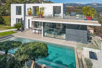 Image de Magnifique villa contemporaine sur les hauteurs de Cagnes!