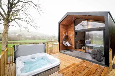 Image de Buck Barn - a cabin that sleeps 6 guests in 2 bedrooms