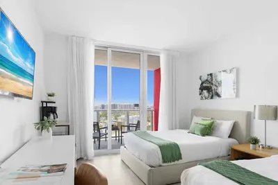Image de Infinite View |Balcony| Resort + Pool+ Gym