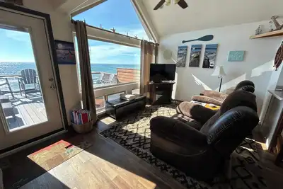 Image de Ocean Front Cabin 14 with Private Jacuzzi & Gorgeous Views (Private Beach Owned by White Rock Resort)