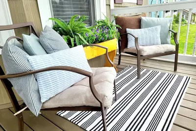 Image de Vin'S Place (Amherst / Oberlin) The Downtowner