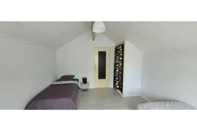 Image de la maison de l'abeille de Percey