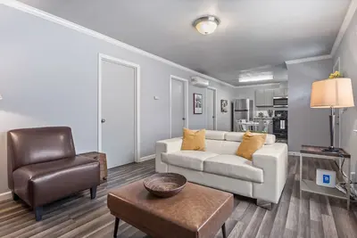 Image de Modern 2br in West Sac *5 Mins Downtown* w/Laundry