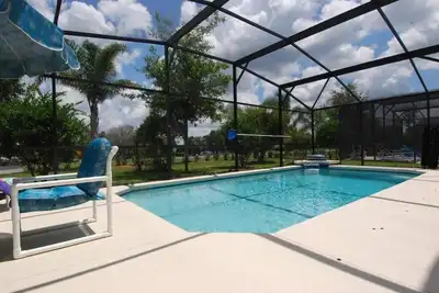Image de 'Morning Star Villa Spacious 4 bed with Salt Water Pool & Games Room!