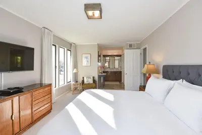 Image de Relaxing wine country condo at Silverado in Napa