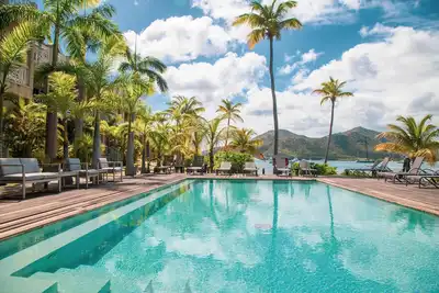 Image de Stunning 2 bedroom Condo with epic Yacht Club and Harbour view!