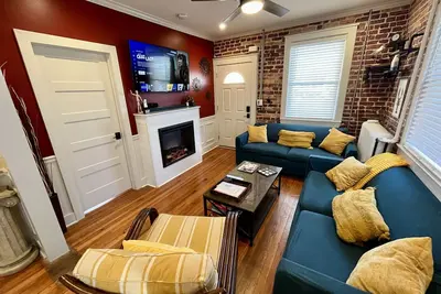 Image de Large l Family Friendly l 1/2 Block to Boardwalk & Beach l Renovated Unit