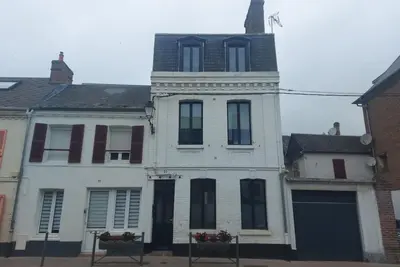 Image de Maison située au centre ville et au pied de la baie de st Valéry sur somme