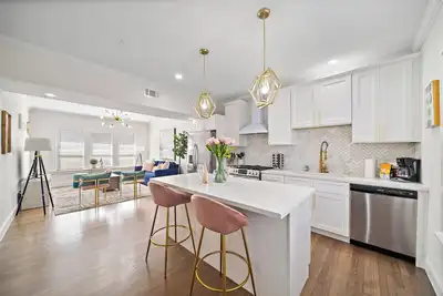 Image de Lux Comfortable Modern 1bed 1ba