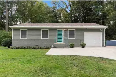 Image de The Teal Door - West Midtown - Minutes from Fun!