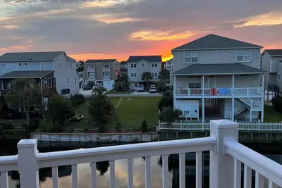 Image de Star of the Sea Ocean Condo - Walk to the beach with your whole family!