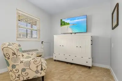 Image de 6 Person 1-Bedroom Condo with Waterview Patio Starfish - Welcome to our newly renovated one-bedroom condo!
