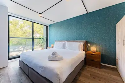 Image de Vh | Condesa | Awesome Lighting Balcony and Gym 250