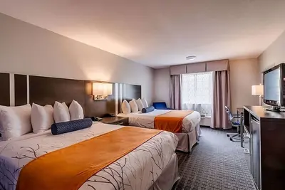 Image de Nature Escape! Unit Near Attractions in GuestHouse Lexington, Parking, Pool!