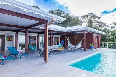 Image de Villa avec piscine privée à 5 minutes de la plage - Vue mer panoramique