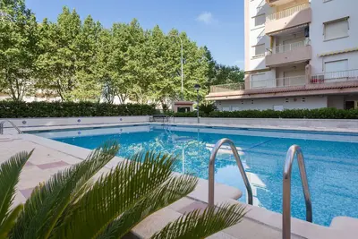 Image de Appartement \"Jardín X\" près de la mer avec piscine partagée et Wi-Fi