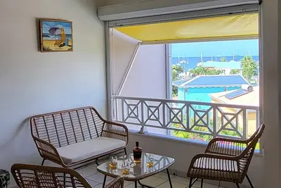 Image de Spacieux T2 face a la plage de l'Anse Mitan 3 Ilets