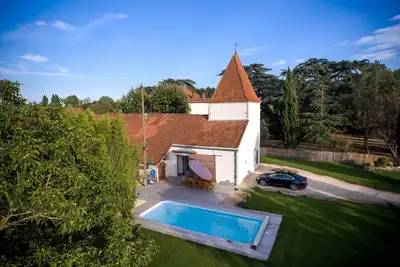 Image de Gîte des Tuileries - piscine
