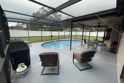 Image de Weeki Wachee Springs Pool home Mermaid Getaway and Family Retreat.