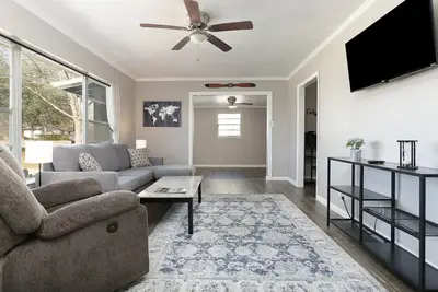 Image de Entire Home! San Antonio/Universal City (Near Randolph Afb-Jbsa)