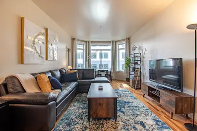 Image de Chic 1br Home in the Heart of Seattle! +Parkg/Pool